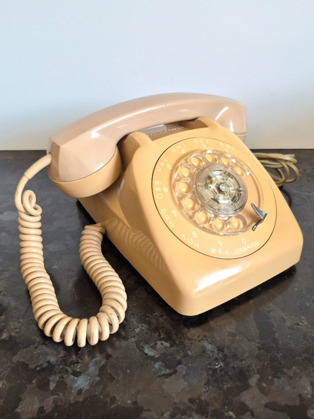 Vintage GTE Automatic Electric Rotary Telephone, Beige Color